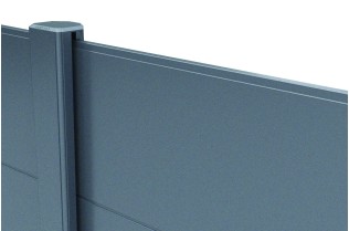 Poser des panneaux de clôture en aluminium lames larges