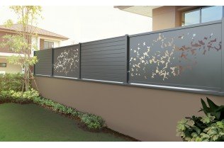 Acheter un panneau de clôture aluminium avec motif à fleurs