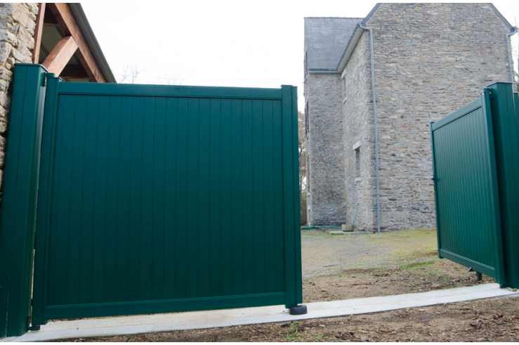Portail battant aluminium...