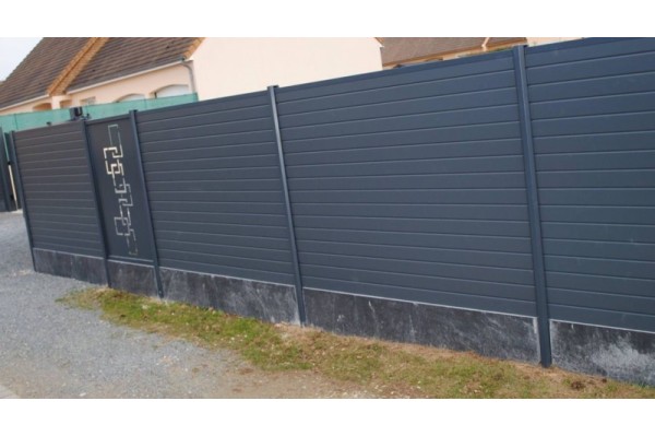Où trouver un panneau de clôture aluminium vertical décoratif motif Labyrinthe