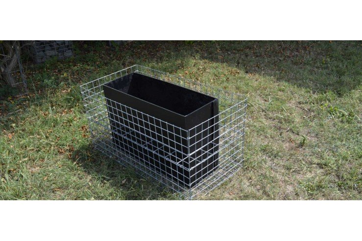 Jardinière en gabion...