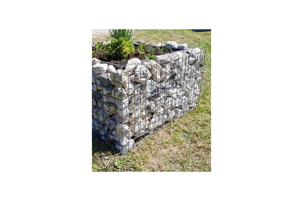 Jardinière en gabion...