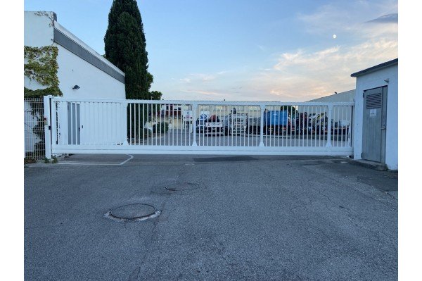 Portail autoportant...