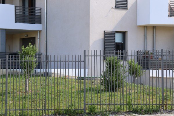 Panneau de clôture...