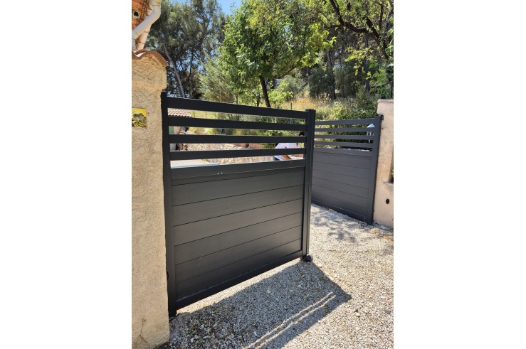 Portail battant aluminium...