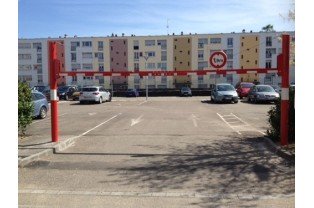 Portique de parking fixe
