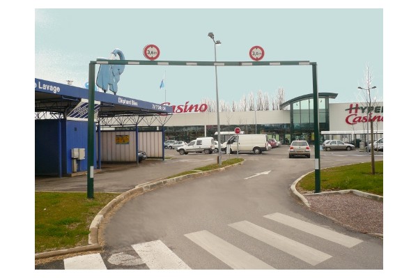 Portique de parking fixe