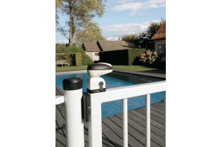 Gâche pour serrure piscine...