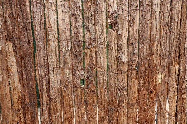 Clôtures naturelles en pin à Aix en provence