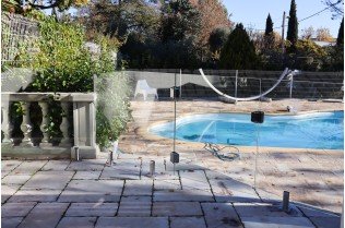 Vente en ligne de clôtures pour piscine en verre sans poteaux