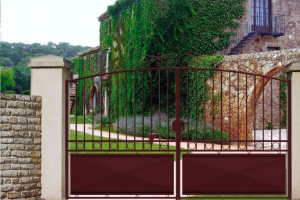 Comment sceller les gonds d’un portail battant ? 