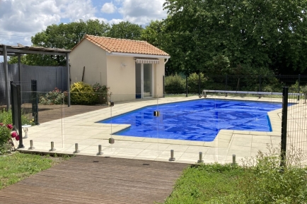 Quelles solutions pour sécuriser sa piscine ? Le guide complet
